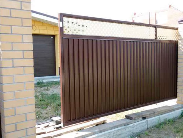 Эстетика и Надежность: Ворота Grand Line для Вашего Дома в Твери от 37580 руб